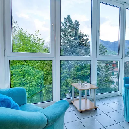 Tini - By Alpen * Zell am See