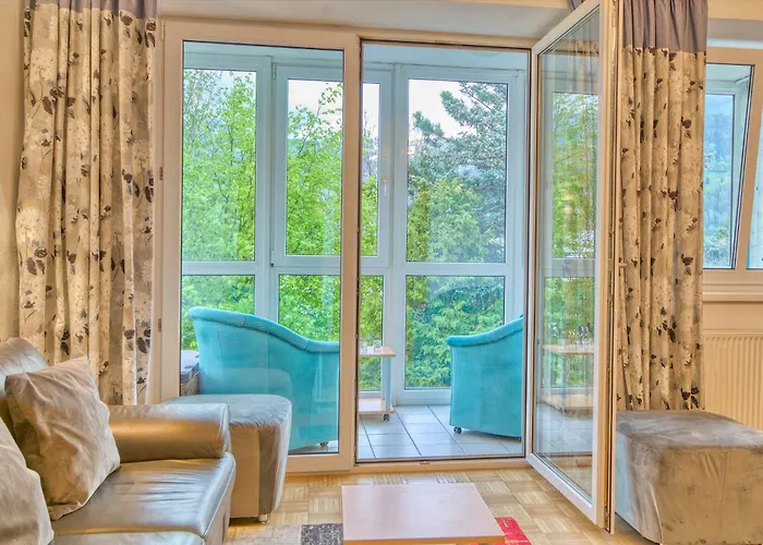 Tini - By Alpen Zell am See